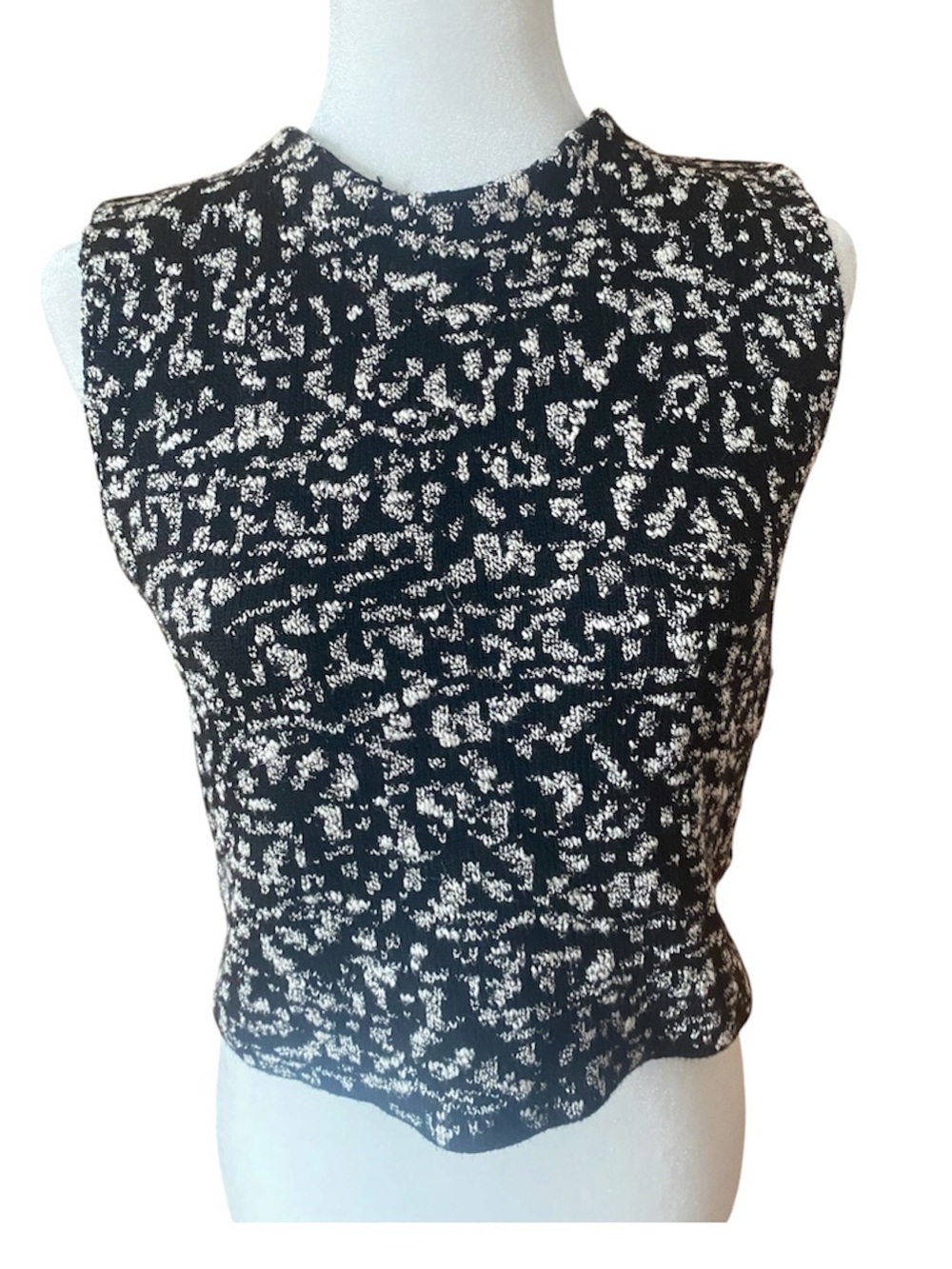 Zara Textured Knit Sleeveless Sweater Vest Crop Top Black White M